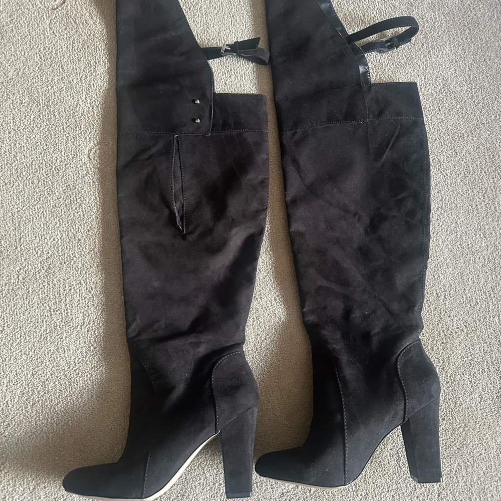 Elegant Black Over-the-Knee Boots